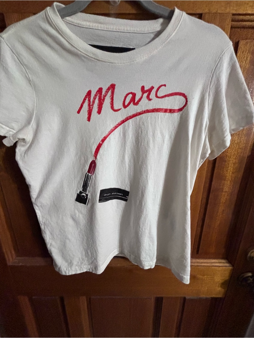 Marc Jacobs Graphic White T-Shirt with Red Lipstick Print